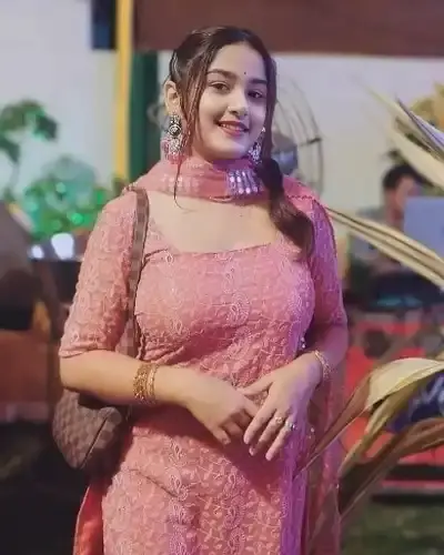 Call Girls Ramsanehighat Cash On Delivery
